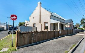 Captains Quarters Goolwa